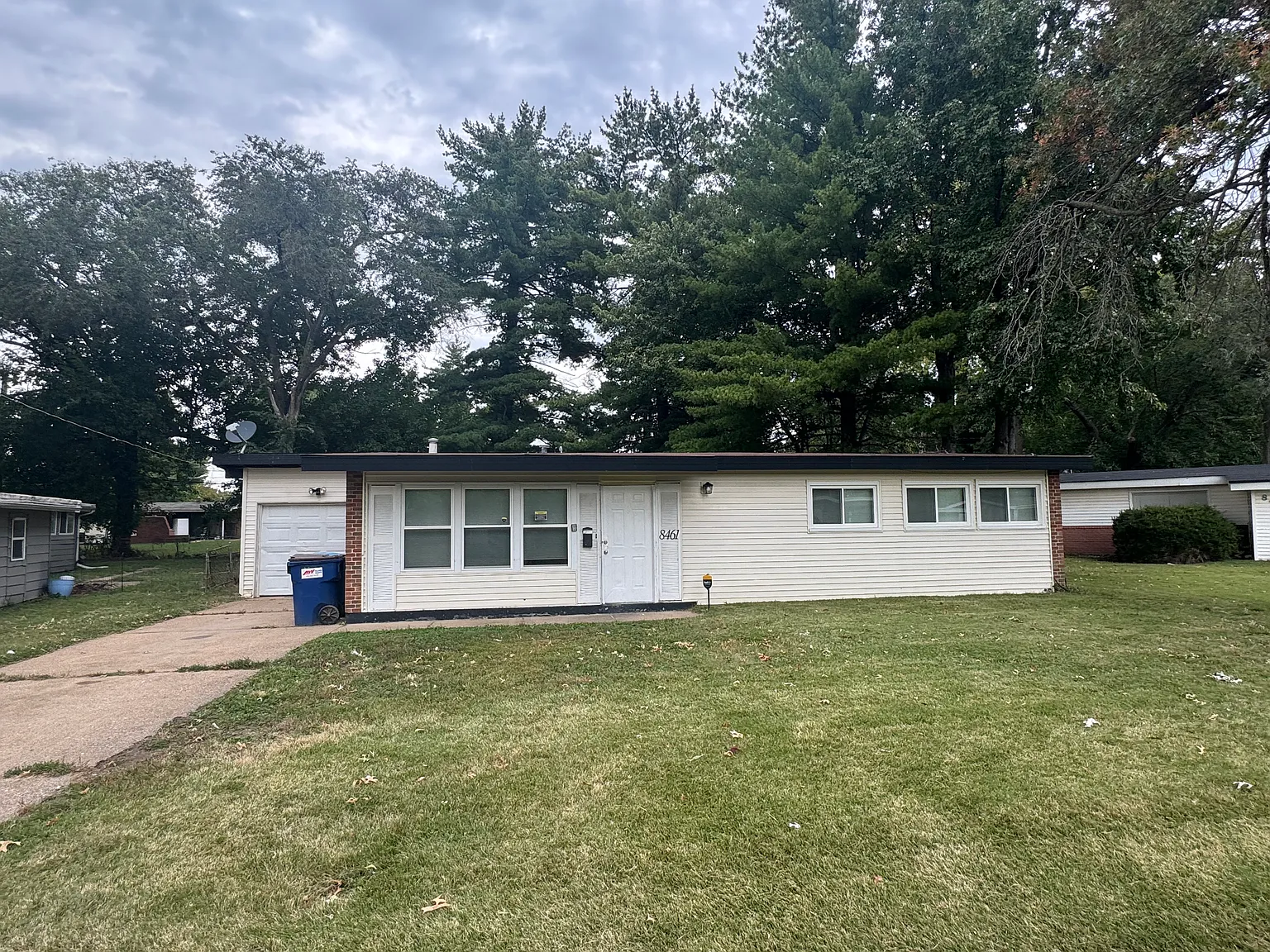 3 bed, 1176 sqft, $1,495 — Photo 1