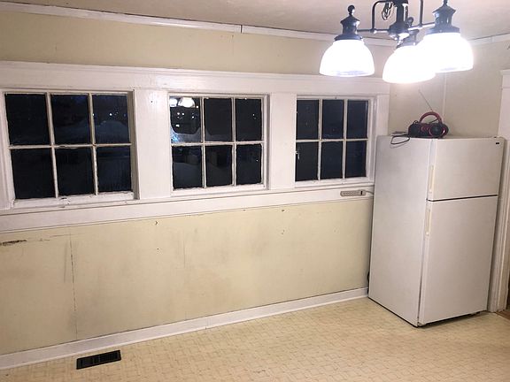 3rd image of 6916 Central Avenue Pike