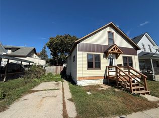 1123 Wells St, Port Huron, MI 48060