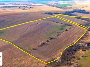 2 Vale Rd, Jamestown, KS 66948