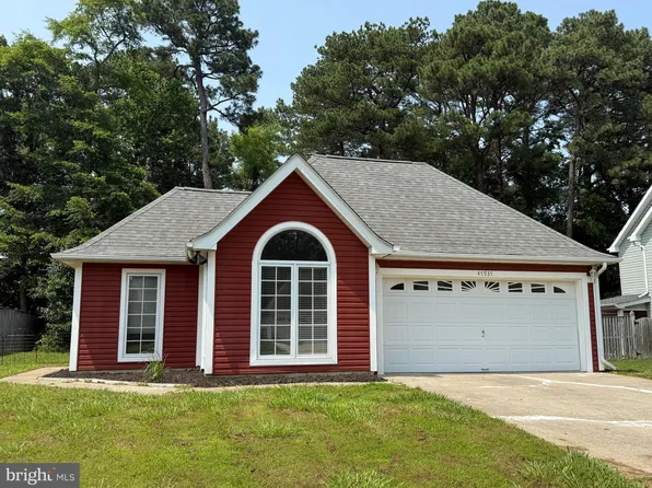 47937 Mayflower Dr, Lexington Park, MD 20653