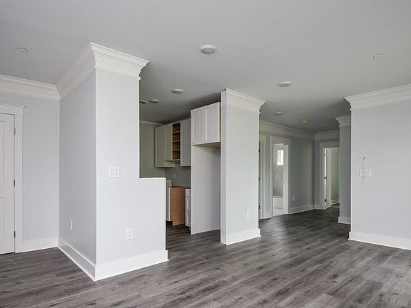 4th image of 17C Hennery Way #17C