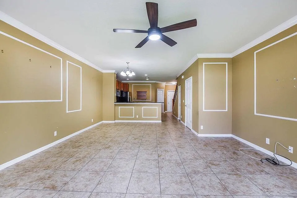 3 bed, 2.5 bath, 1570 sqft, $3,000 — Photo 1