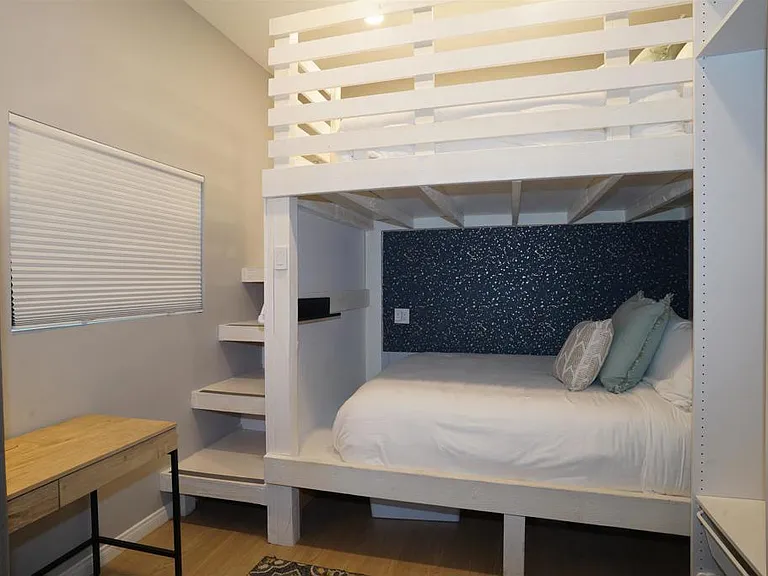 1145 Emerald St #REAR ALLEY — Photo 14