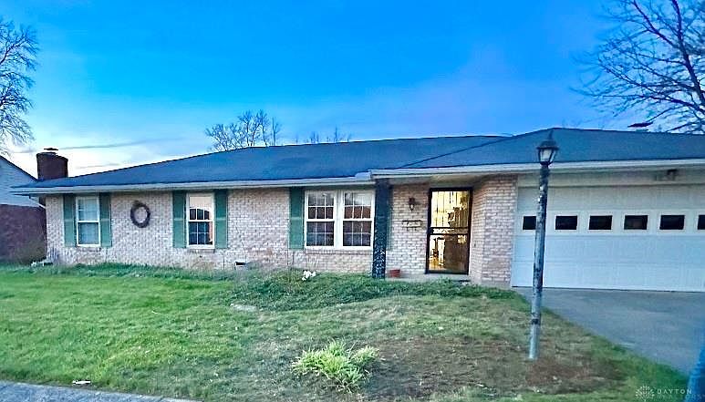 1st image of 1237 Warwick Dr