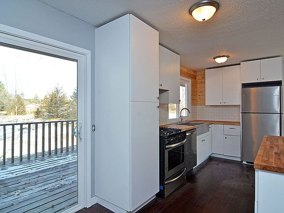 3rd image of 16324 Crosstown Blvd NW