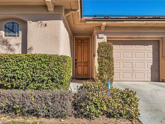 4th image of 120 Emerald Dunes Cir