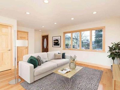 4320 222nd St, Flushing, NY, 11361