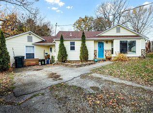 1921 Pecan Tree St, Saint Peters, MO 63376