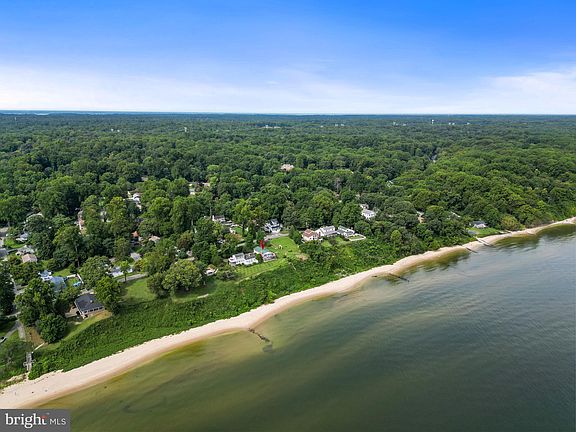 3rd image of 5420 Beach Dr