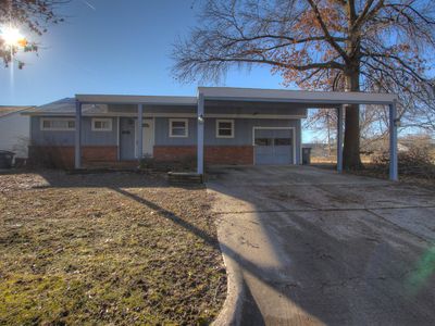 8948 E 3rd Pl, Tulsa, OK, 74112