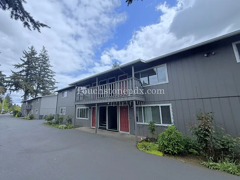403 S Ivy St — Photo 26