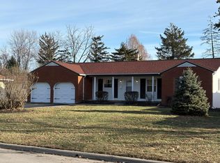 899 Meadowview Dr, Columbus, OH 43224