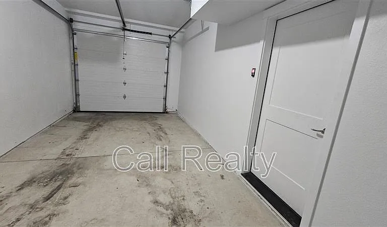 3811 E 12th Ave — Photo 23