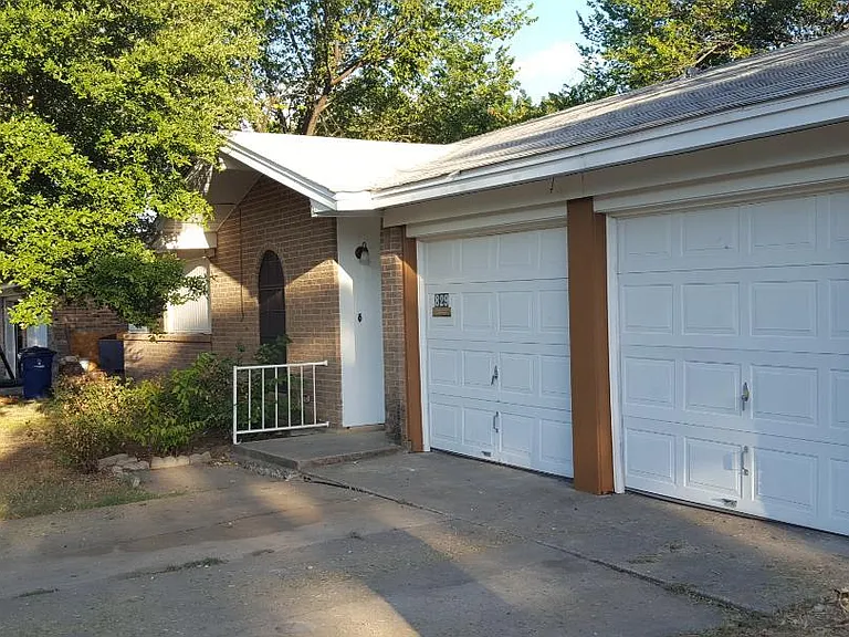 829 Marlene Dr — Photo 1