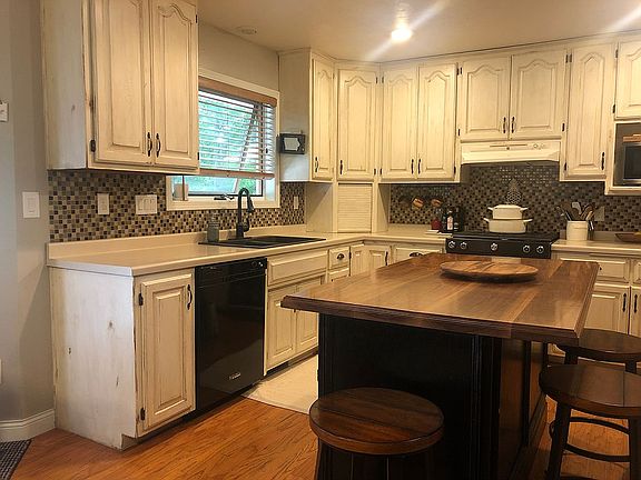 5th image of 3034 Whirthington Ct