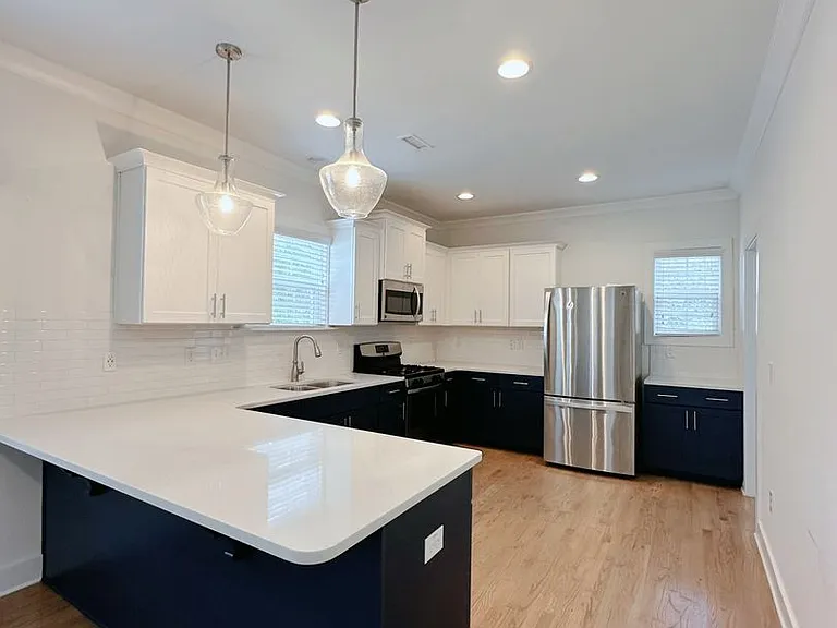 309 Lyric St — Photo 11