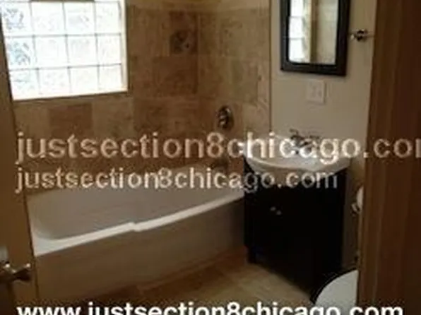 618 N Ridgeway Ave #G, Chicago, IL 60624