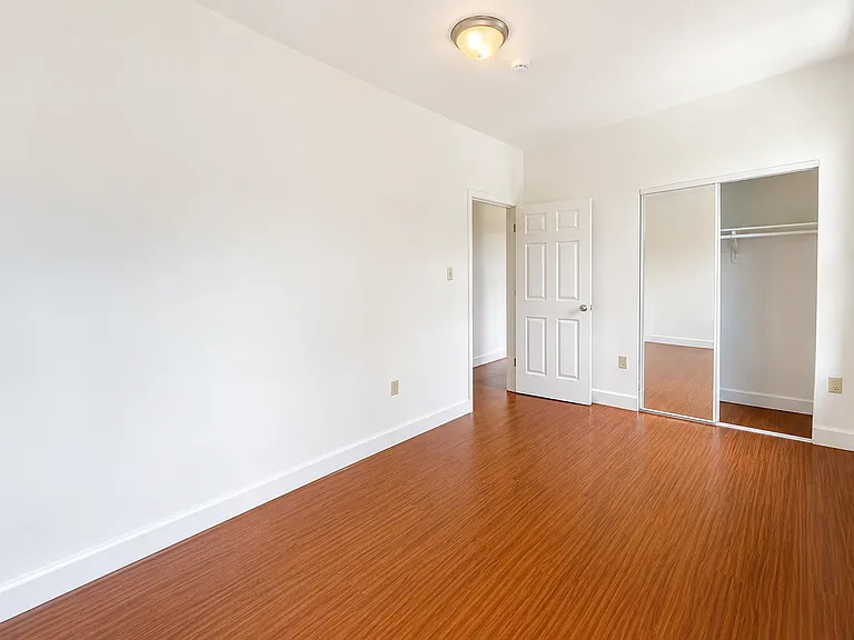 1111 Lamont St NW #203 — Photo 8