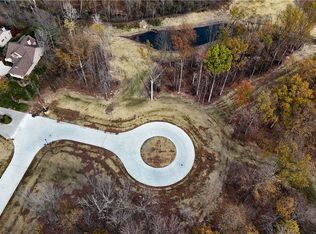 2670 Rocky Ridge Dr #SL-156, Westlake, OH 44145