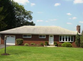 3594 N Hills Rd, Murrysville, PA