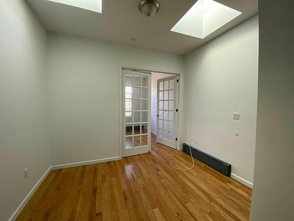 4th image of 1418 De Kalb Ave #3L