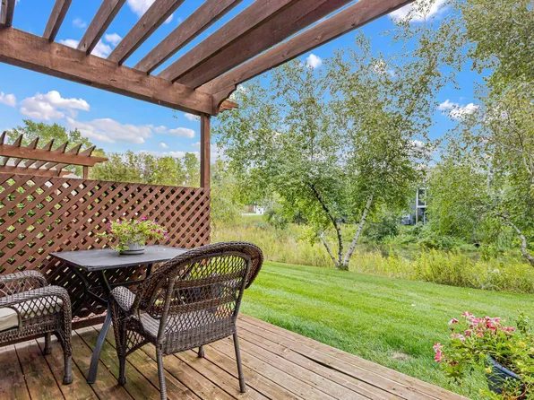 206 Alberta Ln, Little Canada, MN 55117