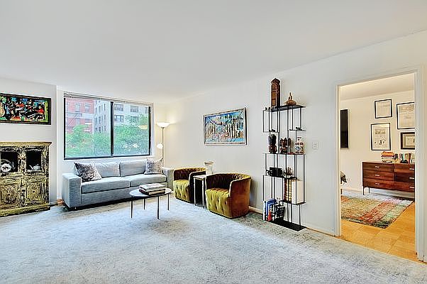 1st image of 275 W 96th St APT 5D