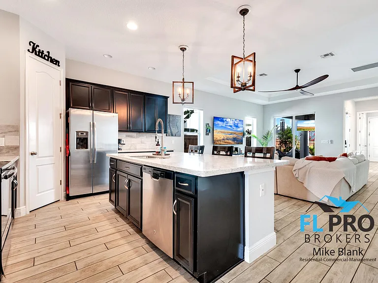 13321 Beebe Aly — Photo 10