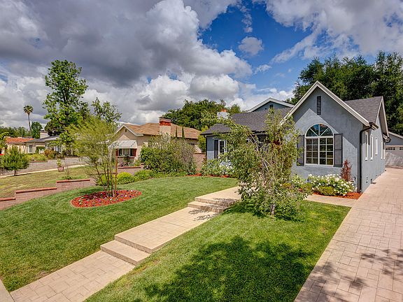 3rd image of 1809 Sonoma Dr