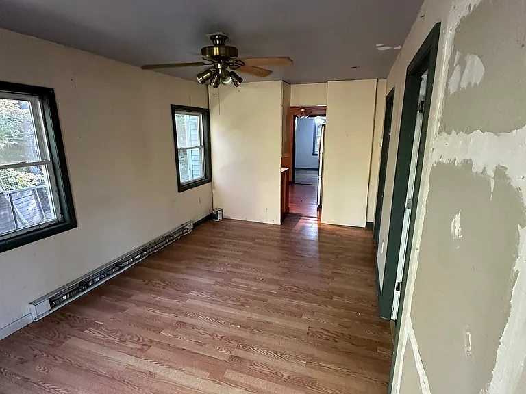 148 Wales Rd — Photo 12