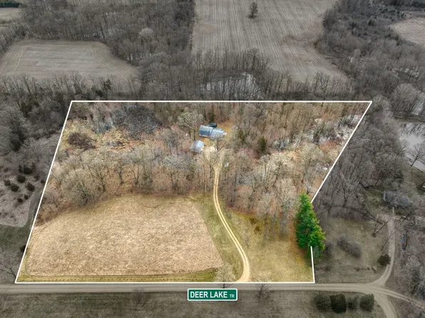 14785 Deer Lake Trl, Brooklyn, MI 49230