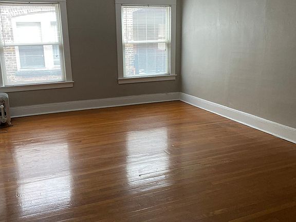 4th image of 2589 Euclid Heights Blvd APT 5
