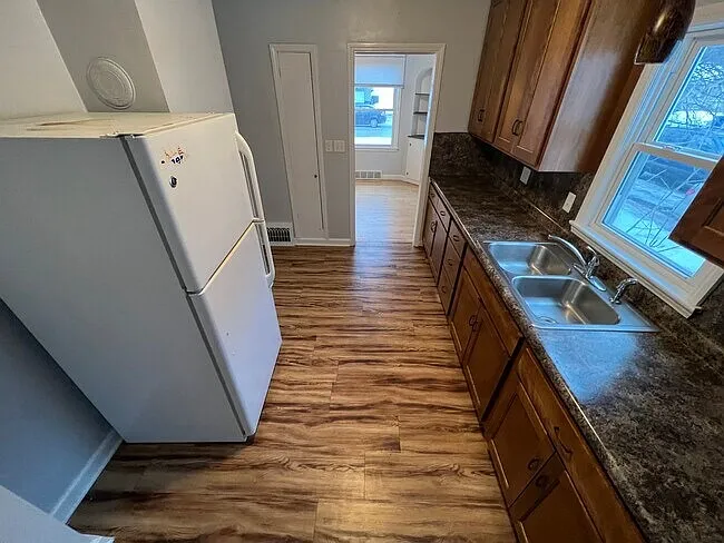 828 S 9th Ave — Photo 4
