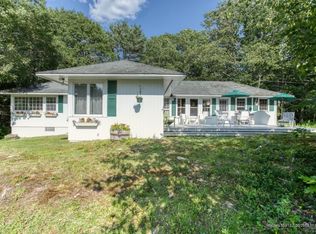 26 Sawyers Island Rd, Boothbay, ME 04537