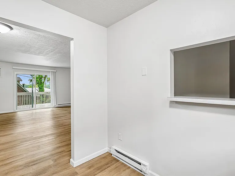 Aurora Apartments — Photo 6