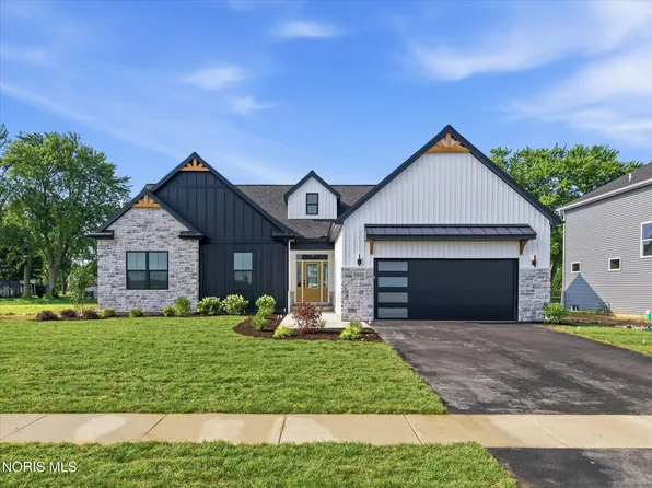 5922 Kacy Ln, Oregon, OH 43616