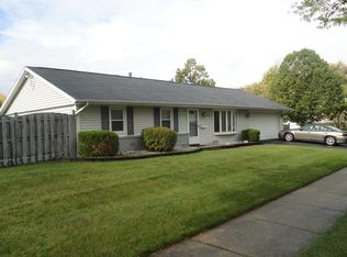 838 Springfield Dr, Roselle, IL 60172