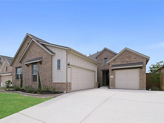 2nd image of 1001 Hezekiah Ln