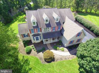 7 Oxford Shire Ct, Garnet Valley, PA 19060