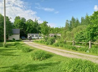 194 Salisbury Rd, Canaan, ME 04924