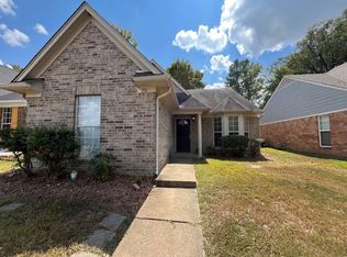 701 Burton Ln, Southaven, MS 38671
