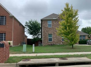 632 Rolling Hills Ln, Desoto, TX 75115