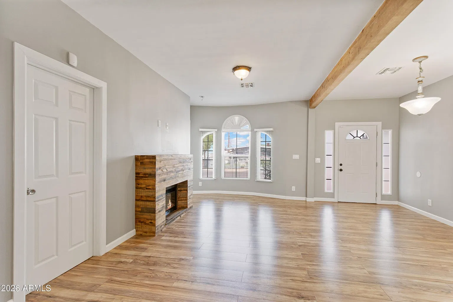 3 bed, 1233 sqft, $2,145 — Photo 2