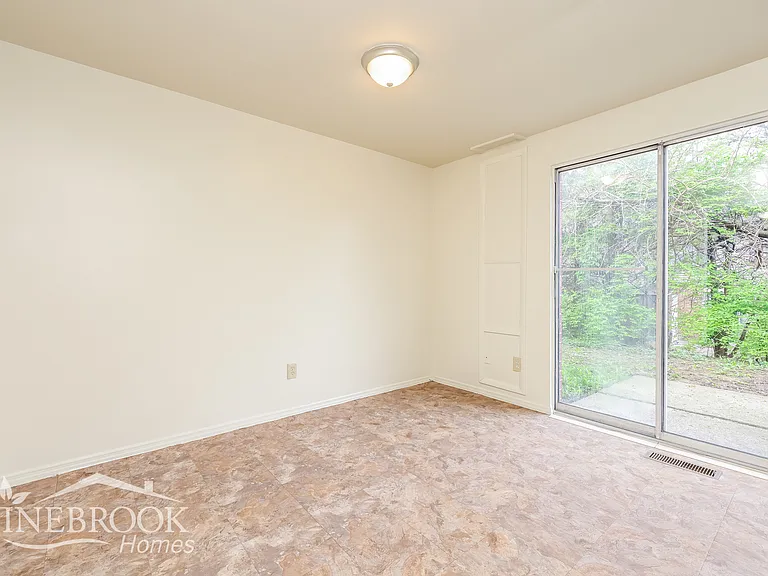 8293 Mount Carmel St — Photo 6