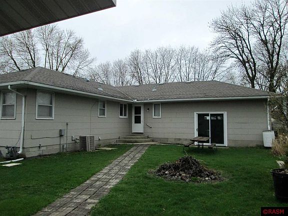 4th image of 1032 8th St N