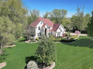 1005 Manor Valley Ct, Export, PA 15632