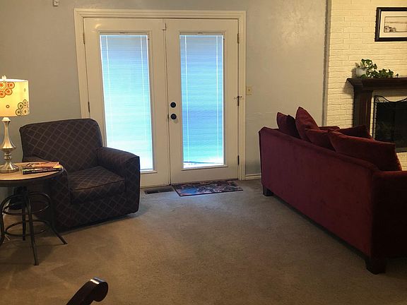 5th image of 3704 N Grant Ave