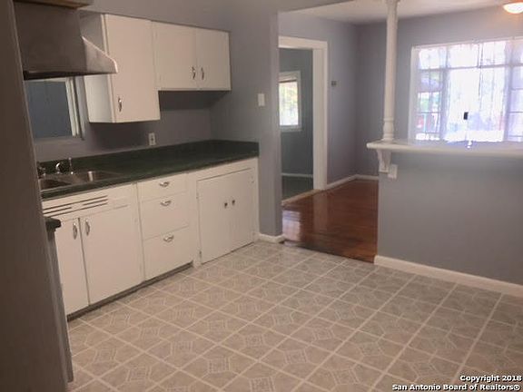 5th image of 138 Lincolnshire Dr