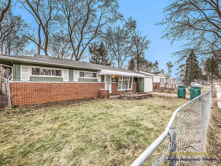 1088 Studebaker Ave — Photo 8